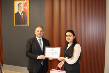 Oğuzda yüksək nəticə göstərən məzunlarla görüş keçirilib