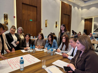 Gender məsələləri üzrə keçirilən tədbirdə Oğuz RİH müavini Aliyə Osmanova iştirak etmişdir