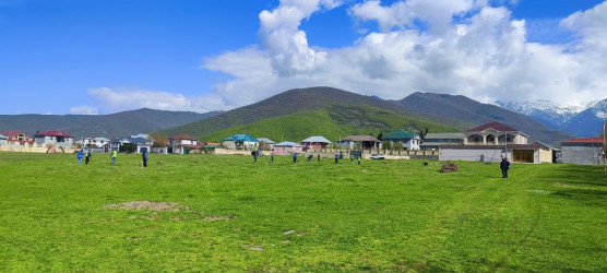 Oğuz rayonunda “Şəhərsalma və Memarlıq İli” çərçivəsində təmizlik aksiyası davam edir
