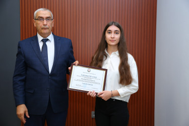 2024-2025-ci tədris ilində  qəbul imtahanlarında yüksək nəticə əldə edən məzun və şagirdlərlə görüş keçirilmişdir