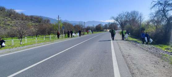 Oğuz rayonunda “Şəhərsalma və Memarlıq İli” çərçivəsində təmizlik aksiyaları davam edir