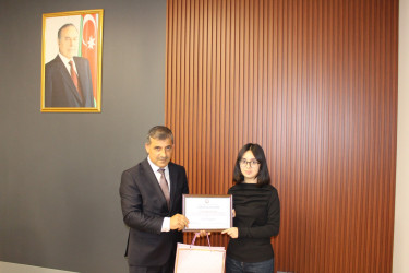 Oğuzda yüksək nəticə göstərən məzunlarla görüş keçirilib
