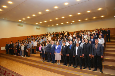 Ümummilli Lider Heydər Əliyevin anadan olmasının 103-cü ildönümünə həsr olunmuş milli intellektual “Xəmsə” yarışması keçirilmişdir.