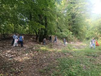 “Şəhərsalma və Memarlıq İli” çərçivəsində təmizlik aksiyası davam edir