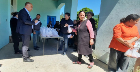 Qurban bayramı münasibətilə qurban sovqatı təqdim olunub