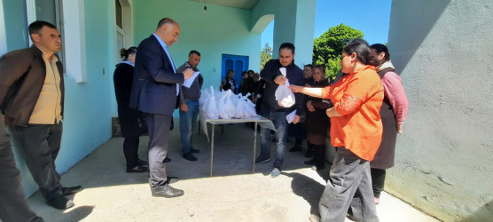 Qurban bayramı münasibətilə qurban sovqatı təqdim olunub