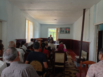 Kənd sakinləri ilə hüquqi yardım mövzusunda növbəti görüş keçirib