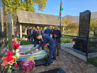 8 Noyabr-Zəfər Gününün beşinci ildönümü münasibətilə Oğuzda şəhid məzarları ziyarət edilib