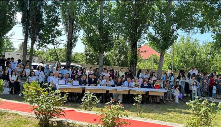 Ümumtəhsil məktəblərində “Son zəng” tədbirləri keçirilib