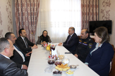 Xaçmaz kəndində səyyar vətəndaş qəbulu keçirilib və şəhid ailələri ziyarət edilib