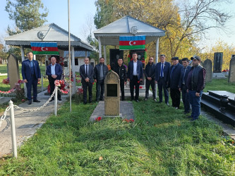 8 Noyabr-Zəfər Gününün beşinci ildönümü münasibətilə Oğuzda şəhid məzarları ziyarət edilib
