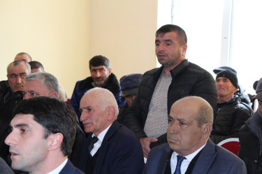Filfili kəndində səyyar vətəndaş qəbulu keçirilib və şəhid ailəsi ziyarət edilib
