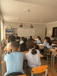 Oğuz RİH əməkdaşları məktəblilərlə maarifləndirici görüşlər keçirib