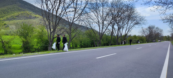 Oğuzda “Şəhərsalma və Memarlıq İli” çərçivəsində təmizlik aksiyaları davam edir