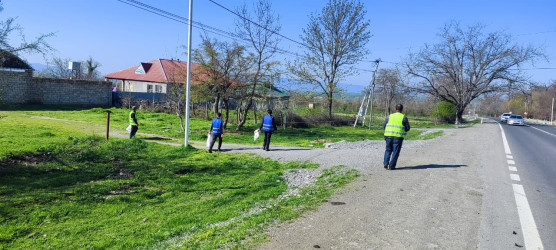 Oğuz rayonunda “Şəhərsalma və Memarlıq İli” çərçivəsində təmizlik aksiyaları davam edir