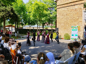 “Gənclərin rəqs dalğası: Keçmişdən gələcəyə” adlı ədəbi-bədii tədbir keçirilib