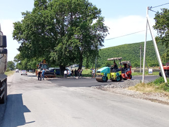 Calut kəndinin avtomobil yollarının əsaslı təmir işlərinə başlanılmışdır