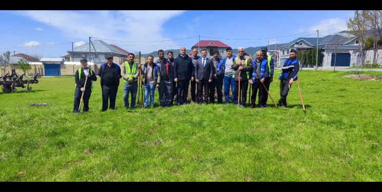 Oğuz rayonunda “Şəhərsalma və Memarlıq İli” çərçivəsində təmizlik aksiyası davam edir