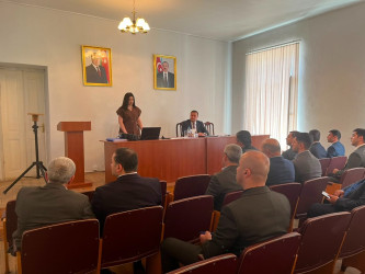 Oğuzda Dövlət İmtahan Mərkəzi tərəfindən dövlət qulluqçularına üç günlük təlimlər keçirilib