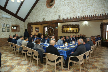 Oğuzda “Aqrar sahədə dövlətin dəstək mexanizmləri” mövzusunda panel müzakirə keçirilib.
