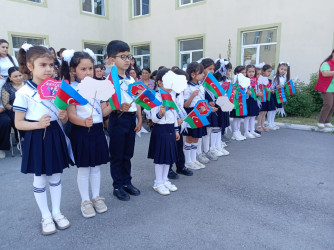 Ümumtəhsil məktəblərində “Son zəng” tədbirləri keçirilib