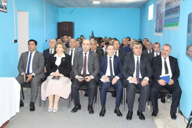 Top kəndində növbəti səyyar vətəndaş qəbulu keçirilib