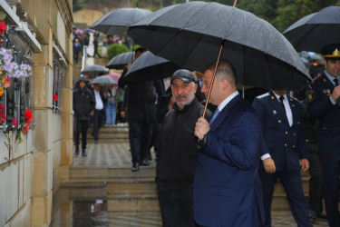 27 Sentyabr-Anım Günü ölkəmizin hər yerində olduğu kimi Oğuz rayonunda da dərin hüzn və kədər hissi ilə qeyd olunmuşdur.