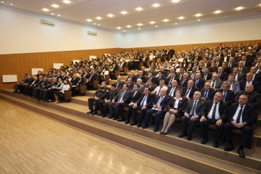 Prezident İlham Əliyevin Yeni Azərbaycan Partiyasının VIII Qurultayındakı çıxışından irəli gələn vəzifələrə dair müşavirə keçirilib